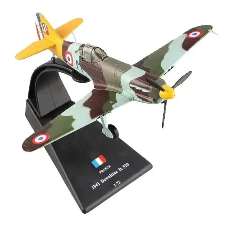 Avión Caza Francés Dewoitine D.520 Ixo Escala 1:72