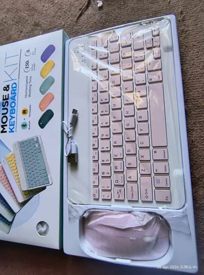 Kit de Teclado y Mouse Inalámbrico Recargable - miniatura 2