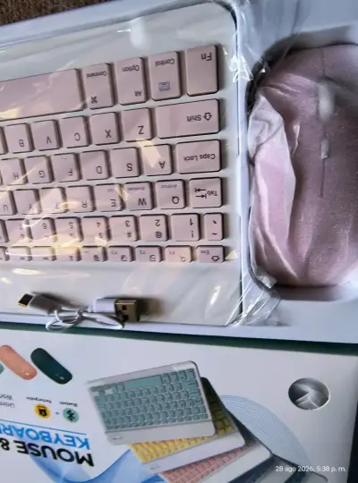 Kit de Teclado y Mouse Inalámbrico Recargable - miniatura 5