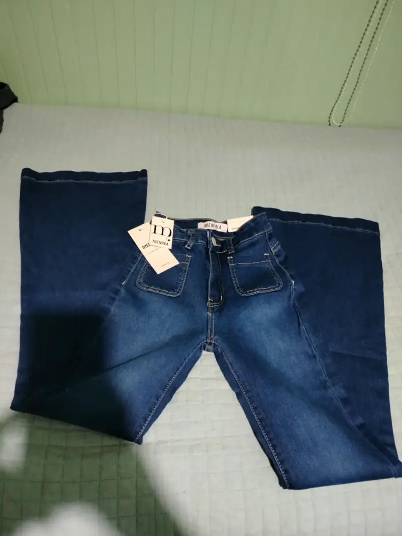 Jeans acampanados azul oscuro para mujer - 4