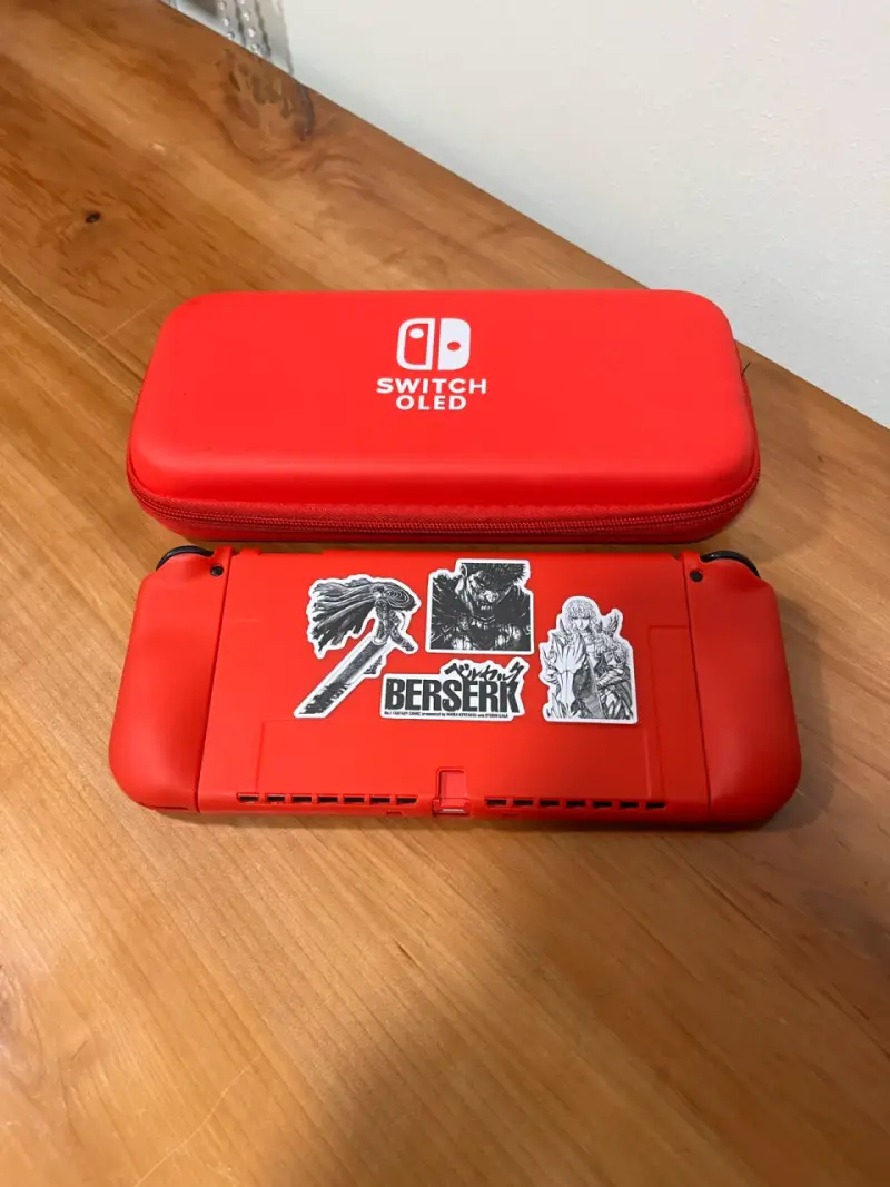 Consola Nintendo Switch OLED roja con estuche - 6