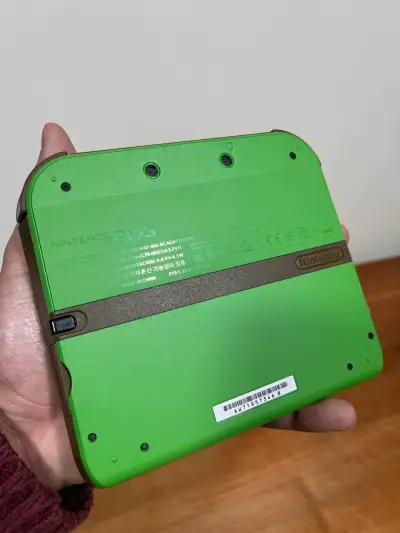 Consola Nintendo 2DS Verde Edición Zelda - miniatura 3