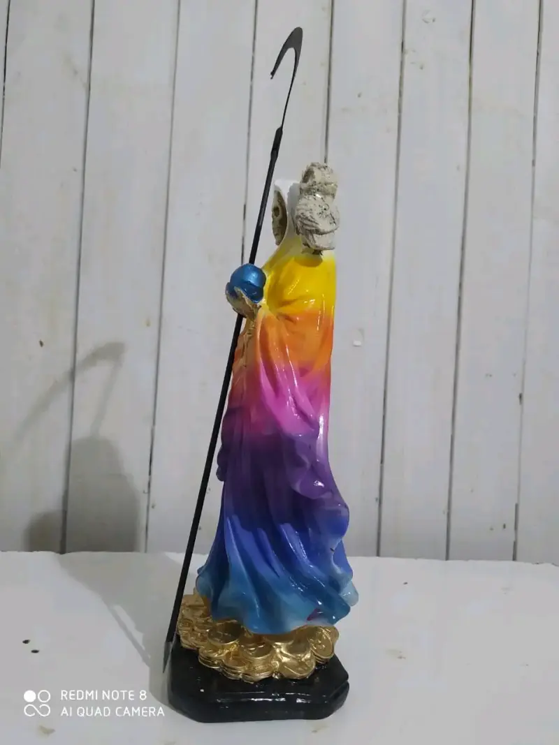 Figura de Santa Muerte 7 colores 32 cm con Guadaña - 4