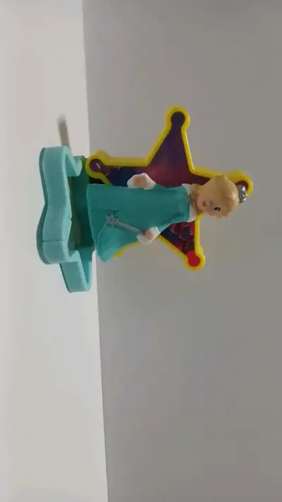 Figura de princesa edición limitada de McDonald - miniatura 2