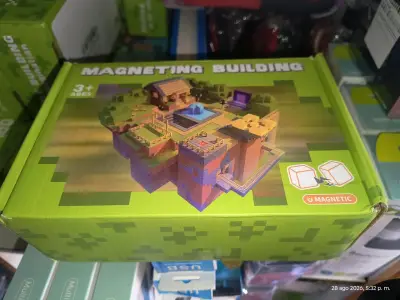 Juego de construcción magnético para niños 3+ años - miniatura 1