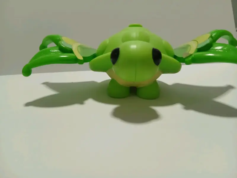 Juguete de tortuga verde con alas adop me - 1