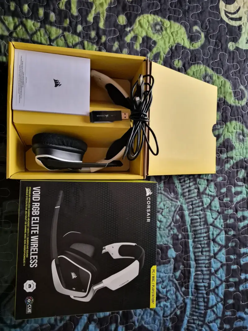 Auriculares Corsair Void RGB Elite - 1