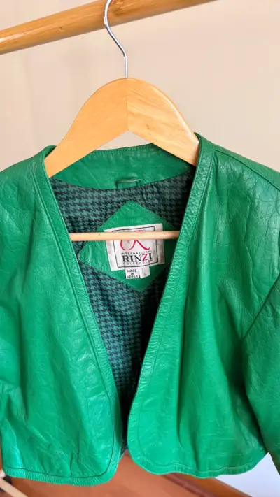 Chaqueta corta verde de cuero sintético Rinzi - miniatura 3