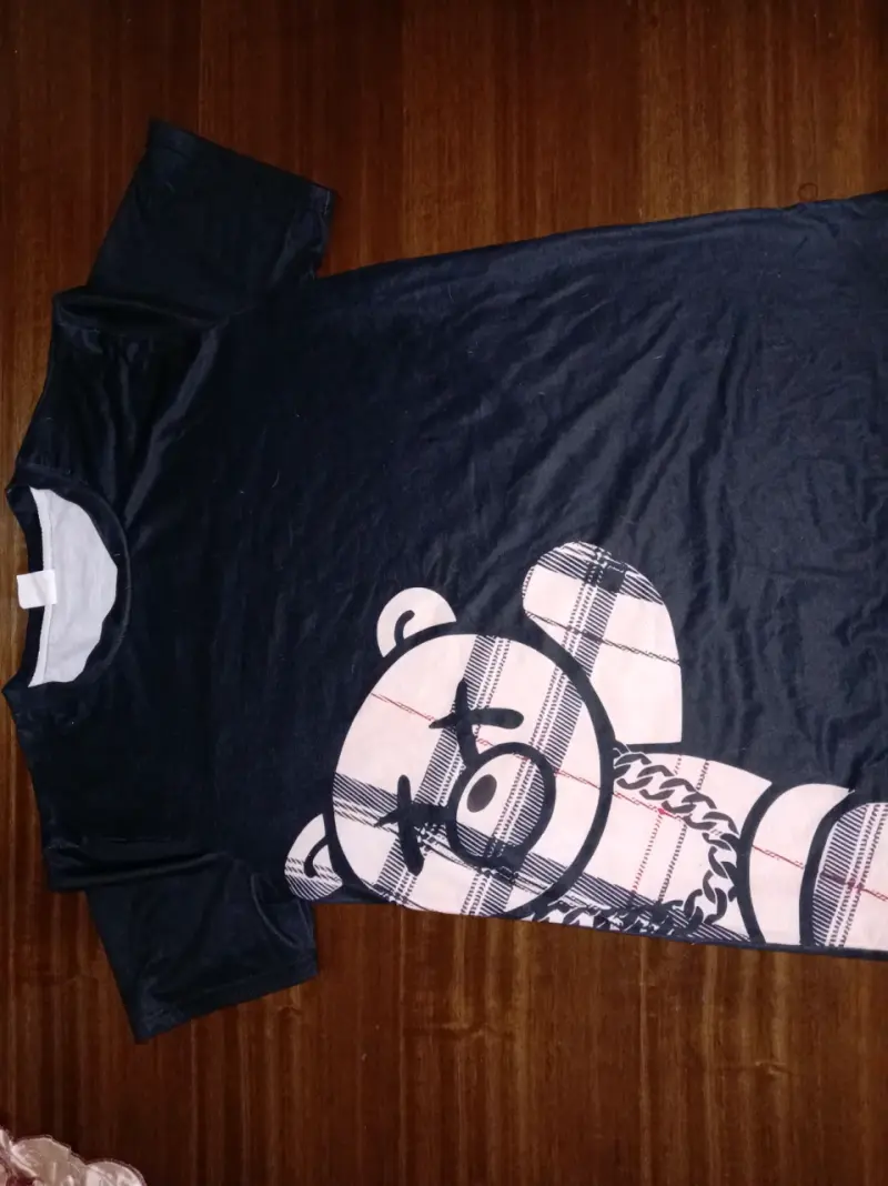 Polerones y poleras de marca - 12