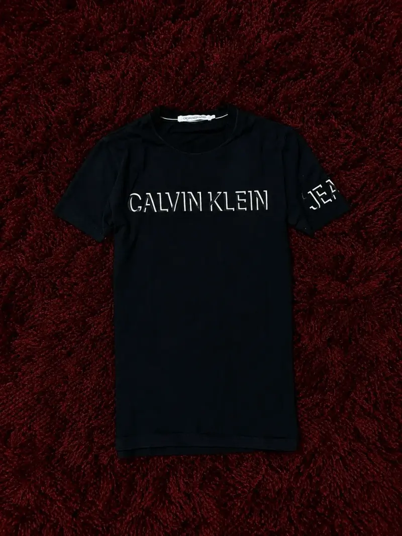 Polera Calvin Klein Negra de Algodón