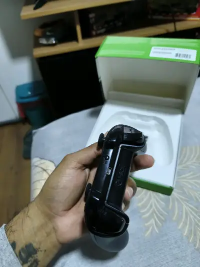 Control Xbox one con cable - miniatura 4