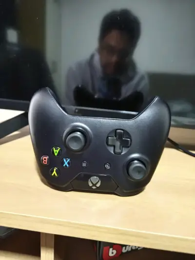 Control inalámbrico para Xbox One negro - miniatura 1