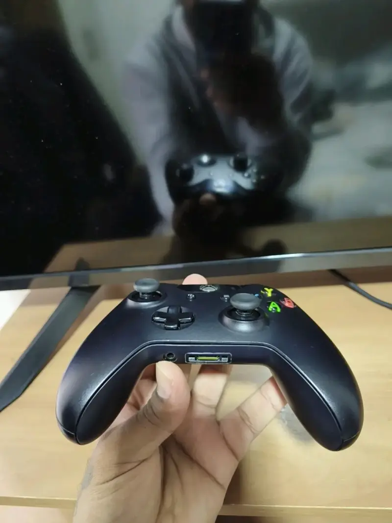 Control inalámbrico para Xbox One negro - 3
