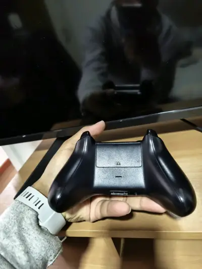 Control inalámbrico para Xbox One negro - miniatura 5