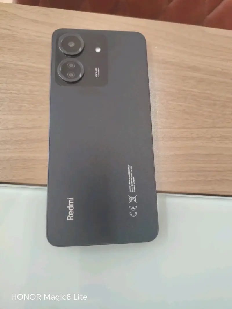 Smartphone REDMI 13C en buen estado - 2
