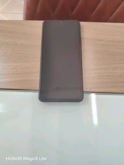 Smartphone REDMI 13C en buen estado - miniatura 4