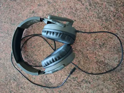 Audífonos gaming Turtle Beach camuflados - miniatura 2