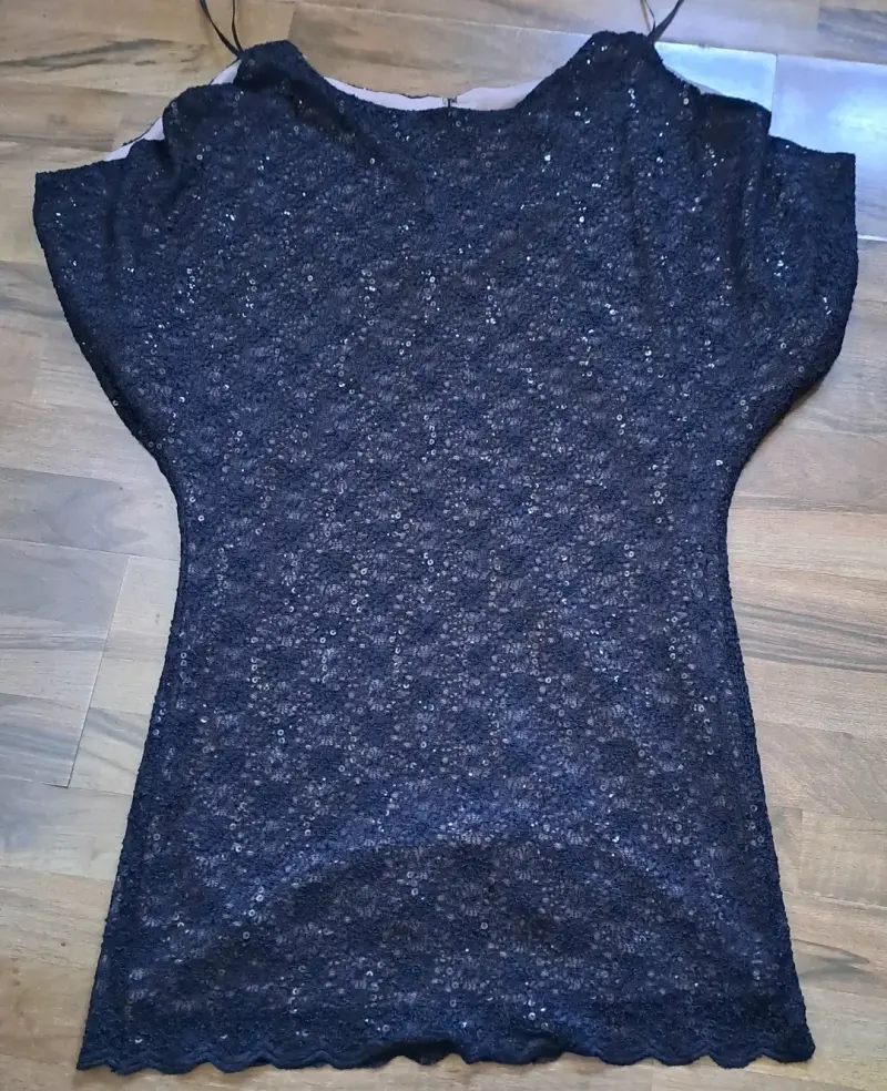 Vestido de encaje negro elegante para fiesta - 2