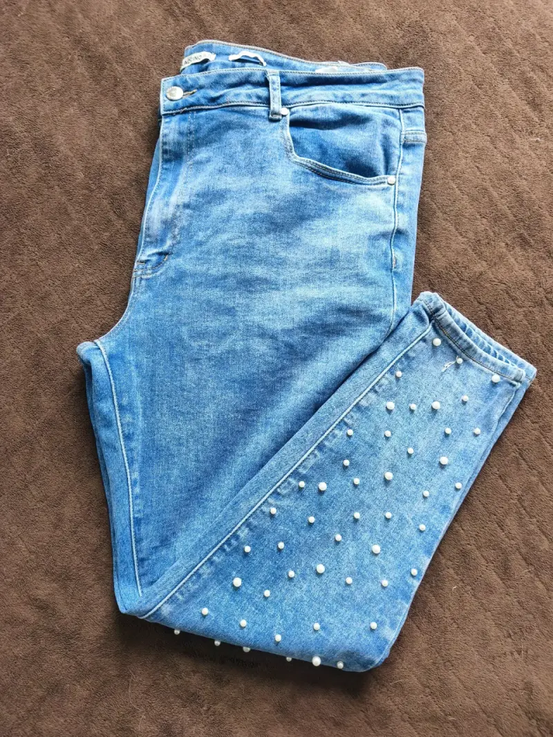 Jeans azules con perlas para mujer - 2