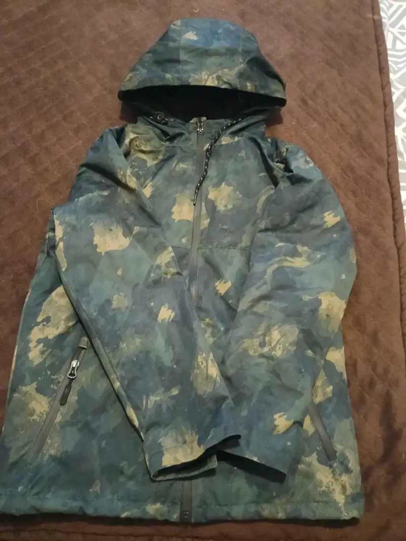 Chaqueta impermeable camuflada - 2