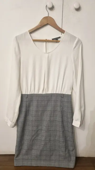 Vestido Esprit bicolor elegante - miniatura 1