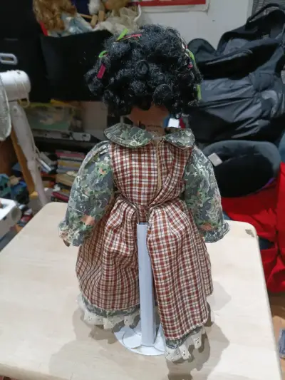 Muñeca de colección Brinn's edición limitada - miniatura 4