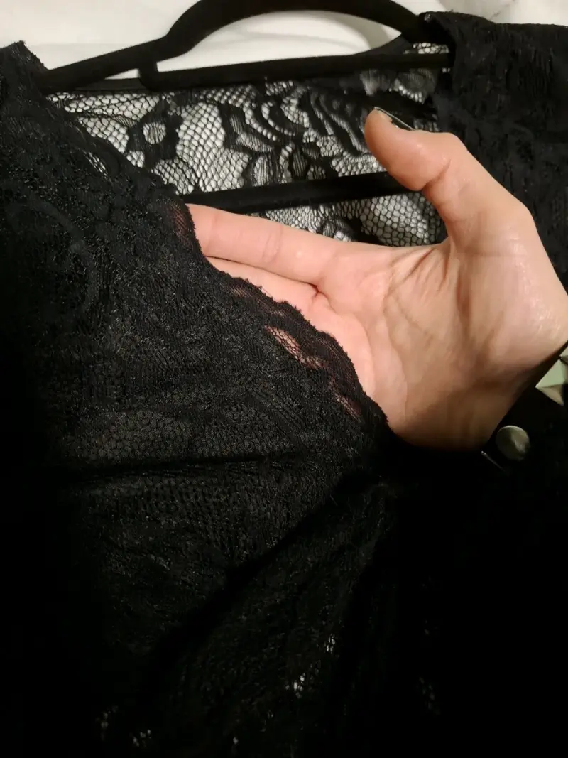 Body de encaje negro con mangas largas - 6