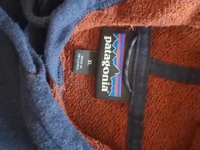 Polerón con capucha azul Patagonia Talla XL - miniatura 4