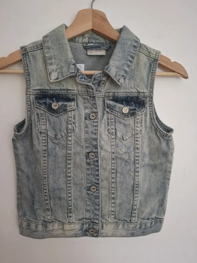 Chaqueta de mezclilla sin mangas niña Talla 12 - 3