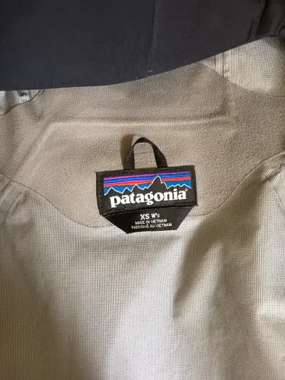 Chaqueta impermeable Mujer Patagonia - miniatura 3