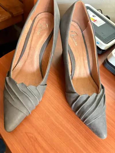 Zapatos de tacón gris Bario talla 38 - miniatura 1