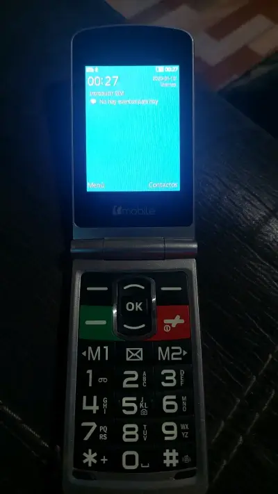 Celular plegable Lmobile con teclas grandes - miniatura 3