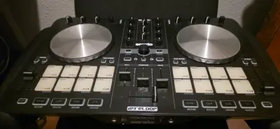 Controlador DJ Reloop Beatmix 2 con Serato - miniatura 2