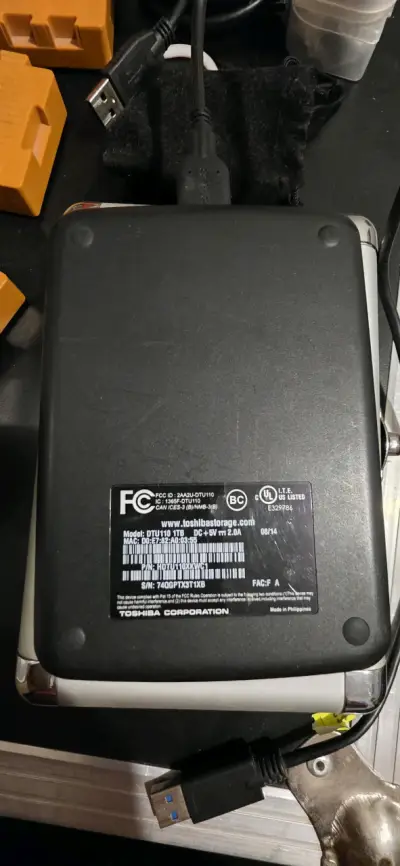 Disco duro externo Toshiba USB 3.0 - miniatura 3