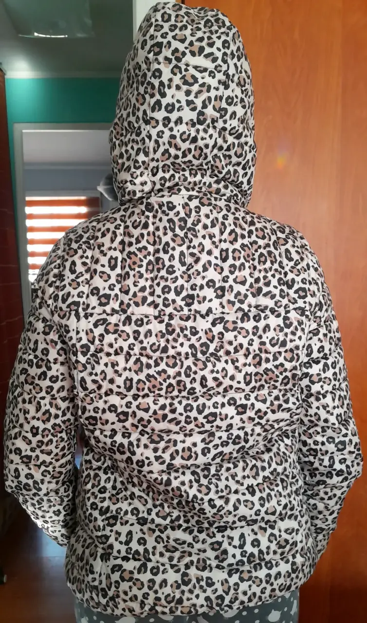 Chaqueta acolchada con capucha estampado leopardo Fiorucci - 2