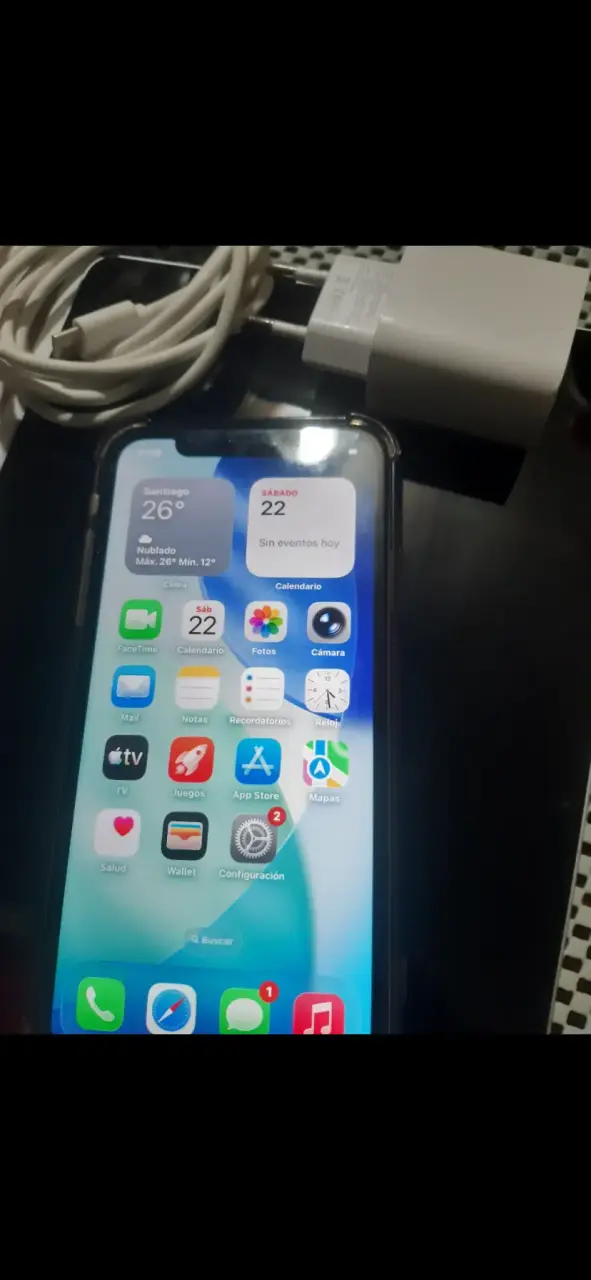 iPhone 11 128gb con cargador en buen estado
