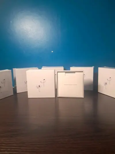 Auriculares inalámbricos AirPods Pro con estuche - miniatura 3