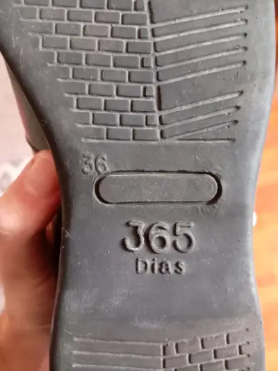 Zapatos de cuero negros para mujer marca Gacel - miniatura 3