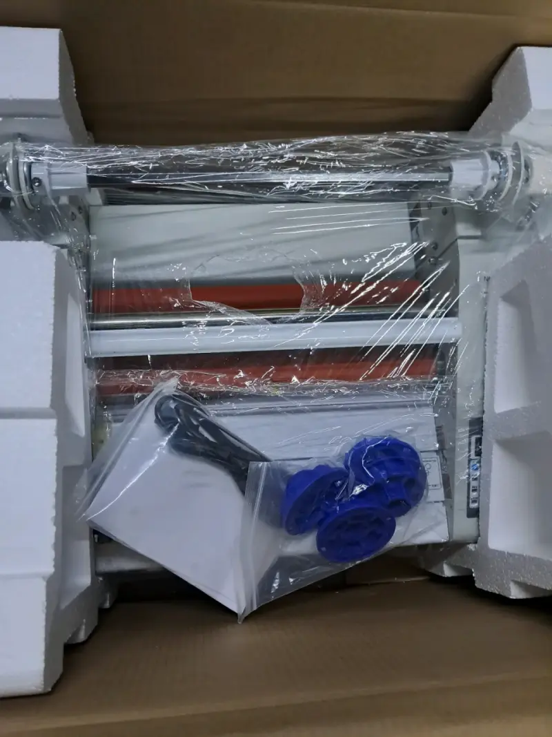 Laminadora de Rollos FM-380 para Uso en Caliente y Frío - 2