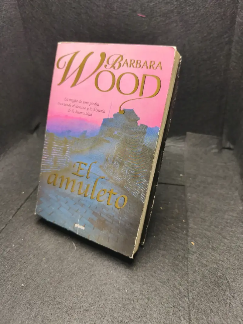 Libro 'El Amuleto' de Barbara Wood - 3