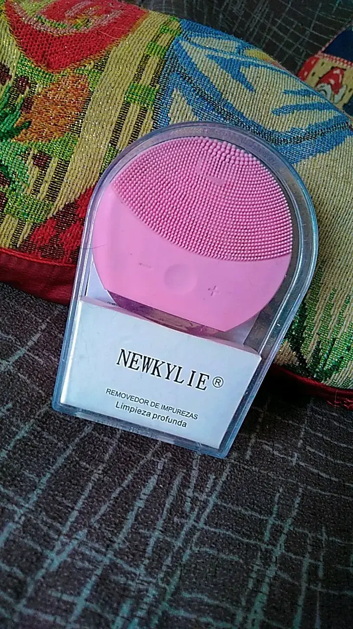 Limpiador facial Newkylie rosa