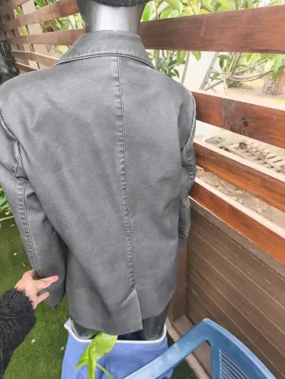 Blazer negro elegante para mujer talla 42 - miniatura 3