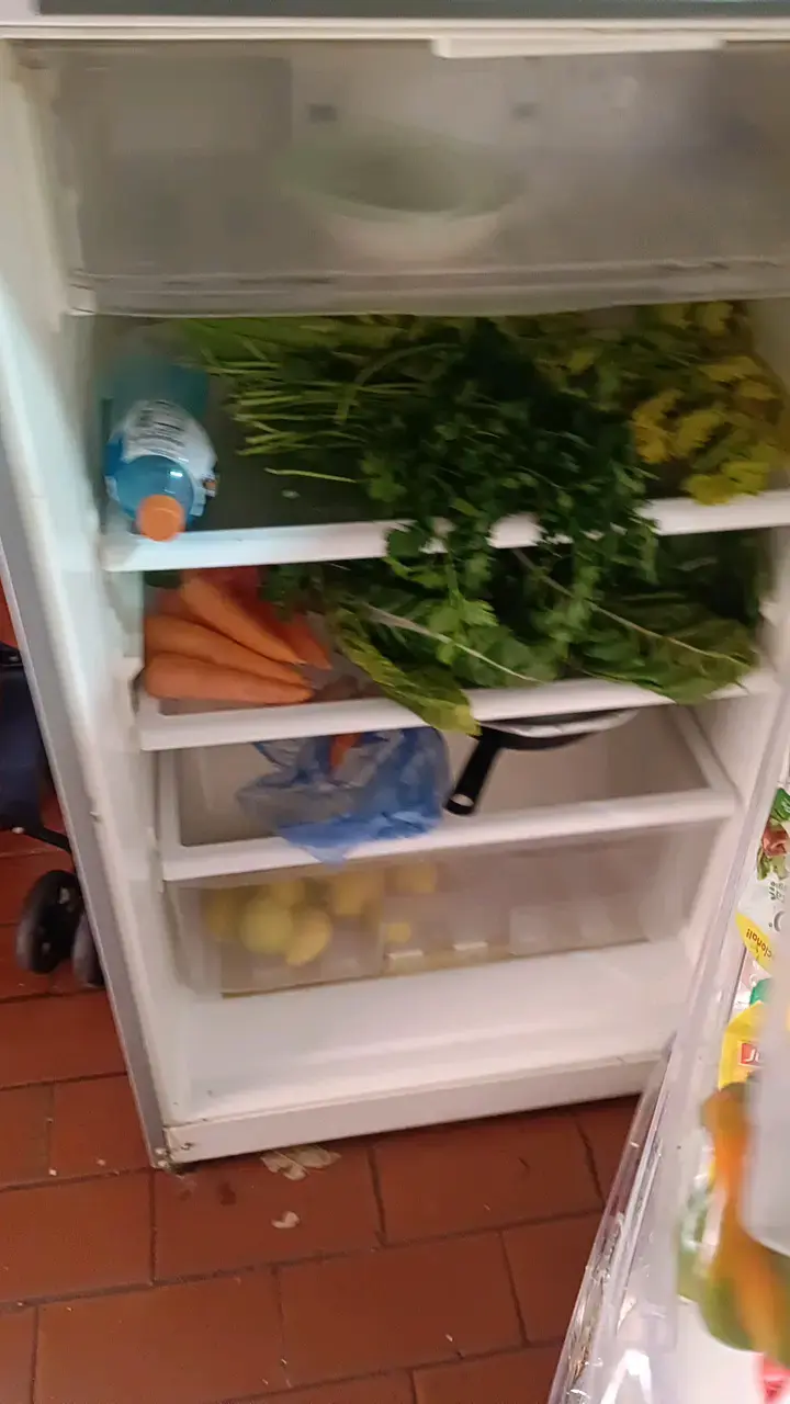 Refrigerador con dispensador de agua - 5