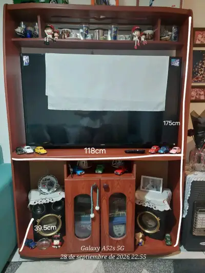 Mueble para TV de Madera con Estantes - miniatura 2