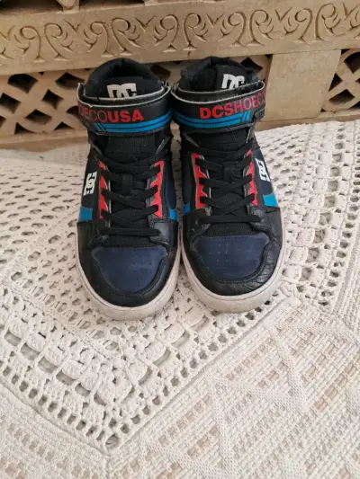 Zapatillas DC Shoes negras y azules para niños - miniatura 1
