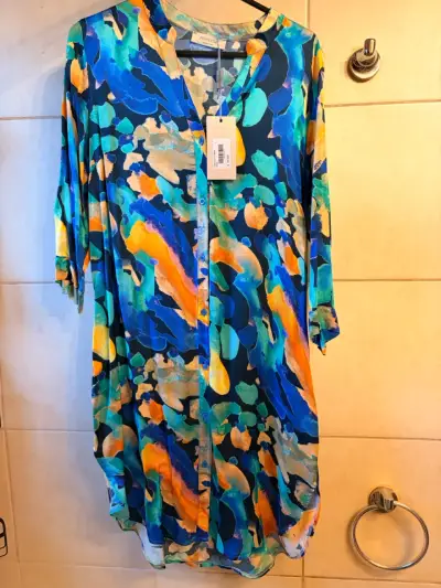 Vestido camisero estampado colorido Privilege - miniatura 1