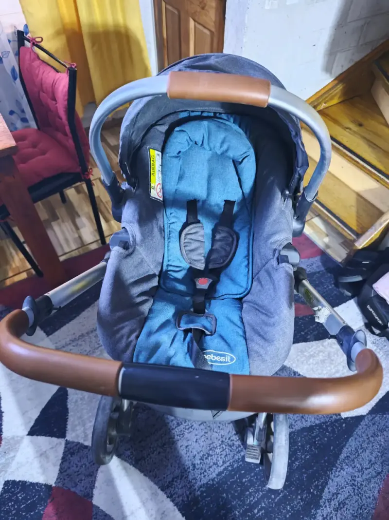 Coche de bebé Bebesit 360 azul y gris - 2