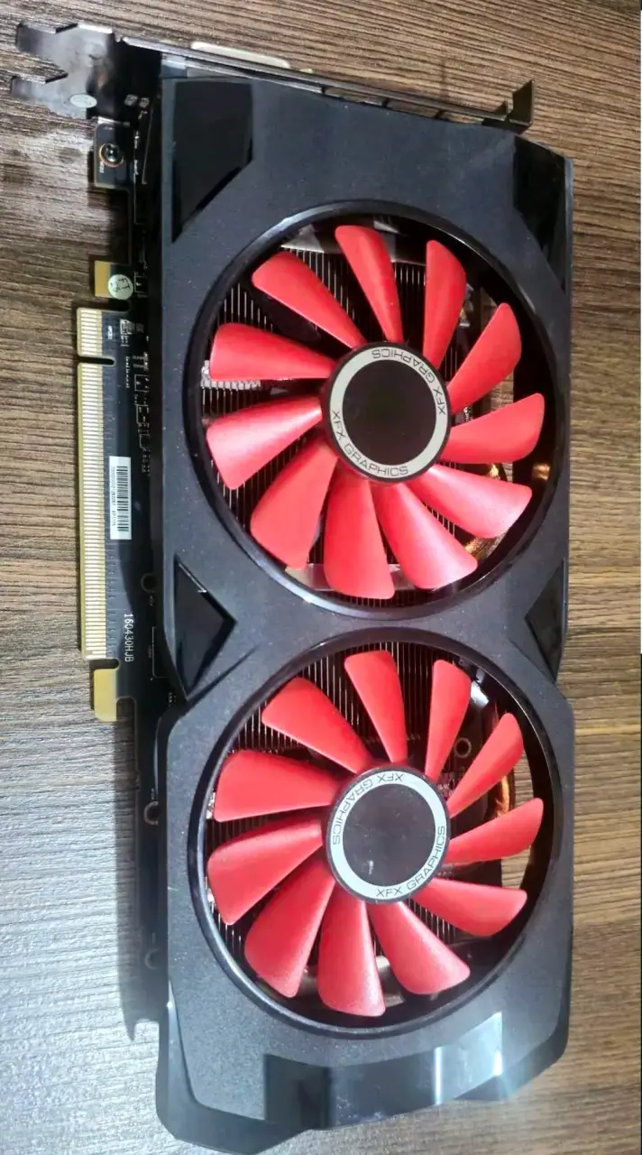 Tarjeta gráfica XFX Radeon RX 570 dual VBios - 1
