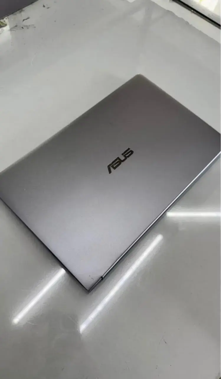 Notebook ASUS Zenbook 14" / Ryzen 5 / NVIDIA MX350 - 3