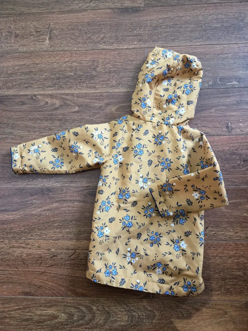 Chaqueta cortaviento para niña con capucha - 4